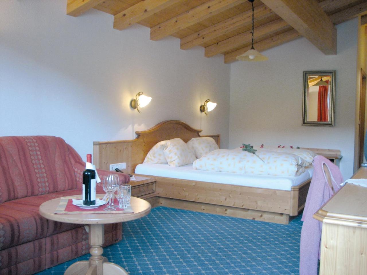 Hotel Edelweiss 霍赫菲尔岑 外观 照片